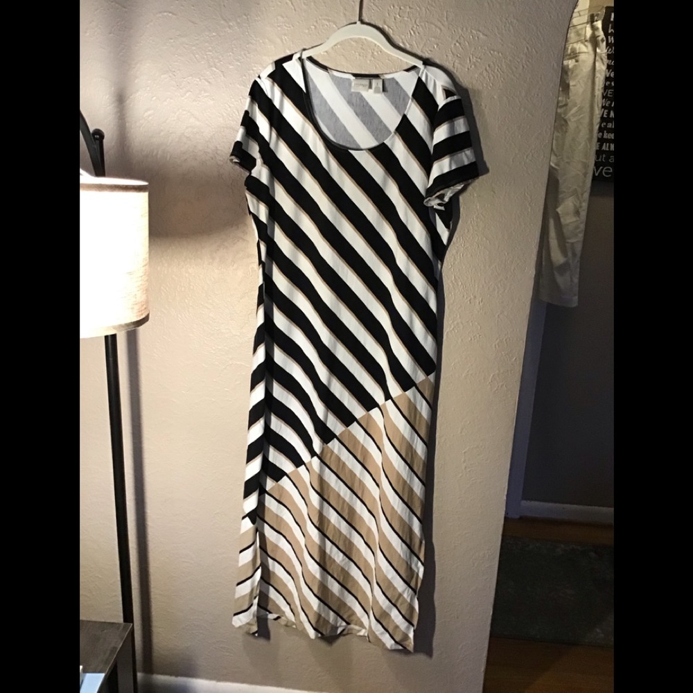 Chico’s dress size 1 tiny spot on front see picture